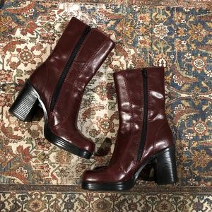 Vintage ruby - maroon square toe platform boots